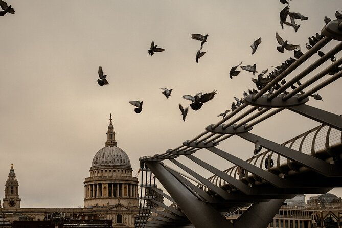 london-through-the-lens-iconic-photo-spots-hidden-gems-food