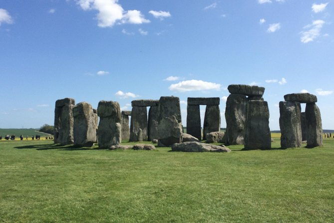london-to-southampton-cruise-port-including-stonehenge