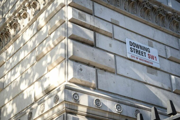 london-top-30-sights-walking-tour-and-tower-bridge-exhibit