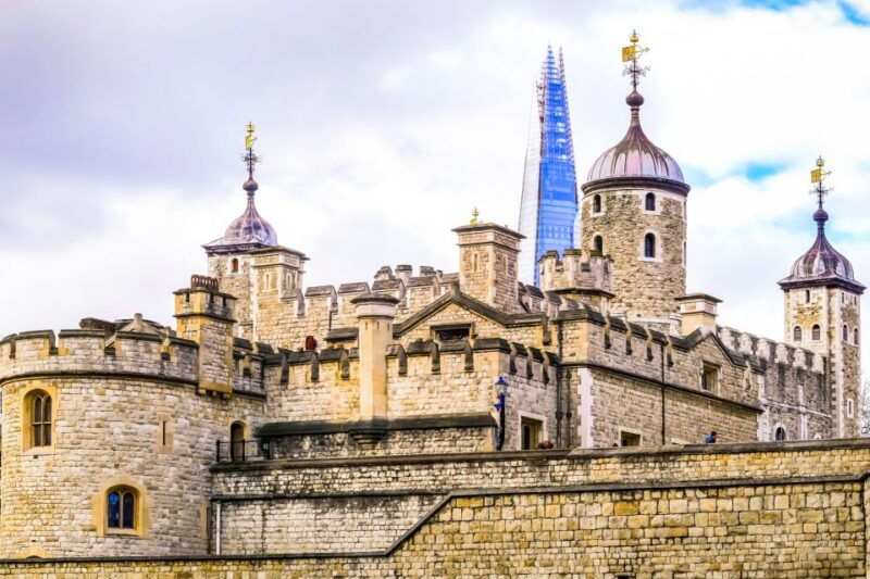 london-tower-of-london-and-tower-bridge-early-access-tour