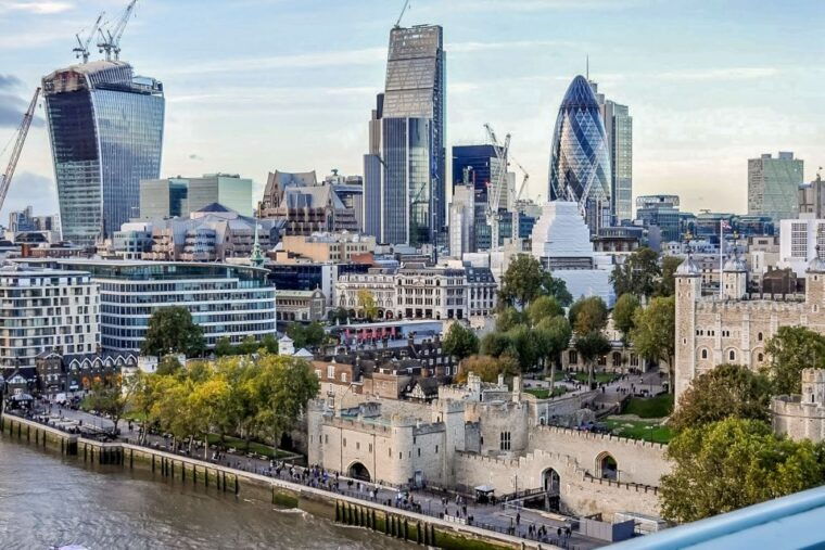 london-tower-of-london-and-tower-bridge-early-access-tour