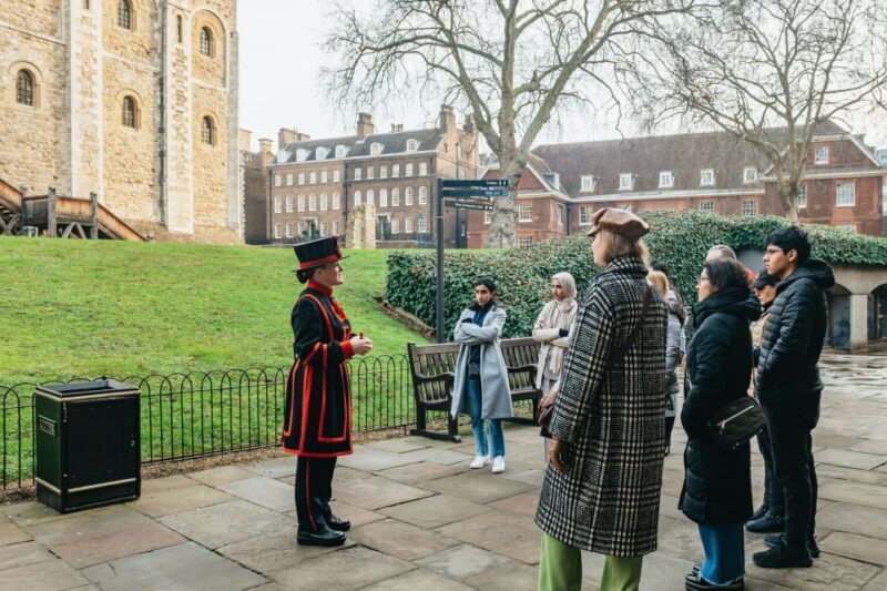London: Tower of London, Crown Jewels & Beefeater Audience - Practical Details and Tips