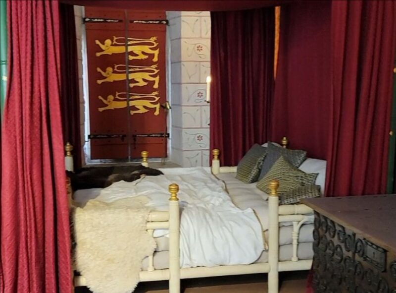 london-tower-of-london-guided-tour-with-boat-ride