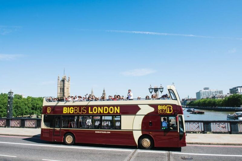 london-tower-of-london-hop-on-hop-off-bus-river-cruise
