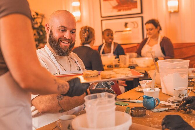 london-traditional-english-scone-making-and-tea-workshop
