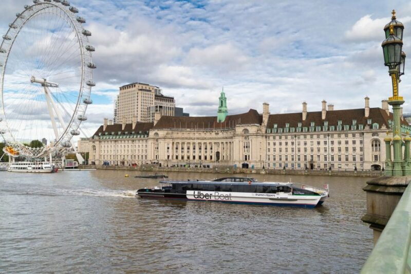 london-uber-boat-single-trip-and-london-cable-car
