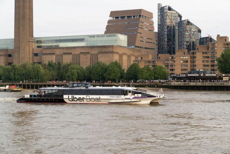 london-uber-boat-single-trip-and-london-cable-car