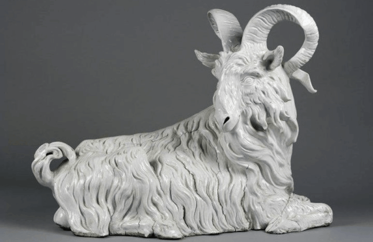 london-victoria-and-albert-private-tour-with-expert-guide