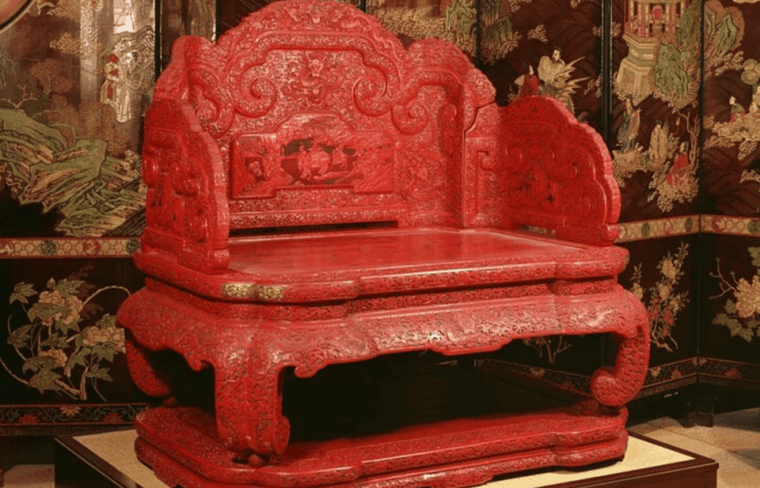 london-victoria-and-albert-private-tour-with-expert-guide