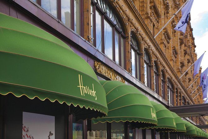 london-vintage-bus-tour-with-cream-tea-at-harrods