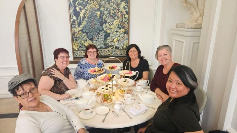 london-vip-kensington-palace-tour-and-royal-high-tea