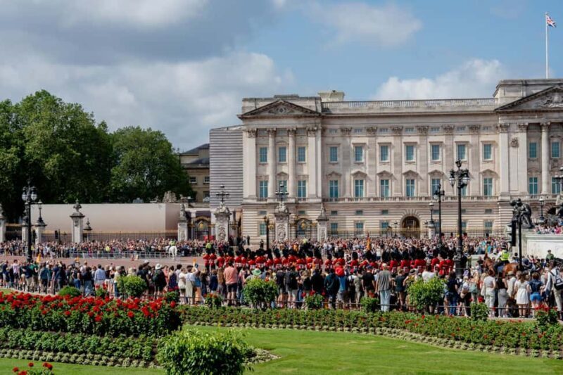 London Walking Tours: Discover History, Culture & Mystery - Exploring the Itinerary: What You Can Expect