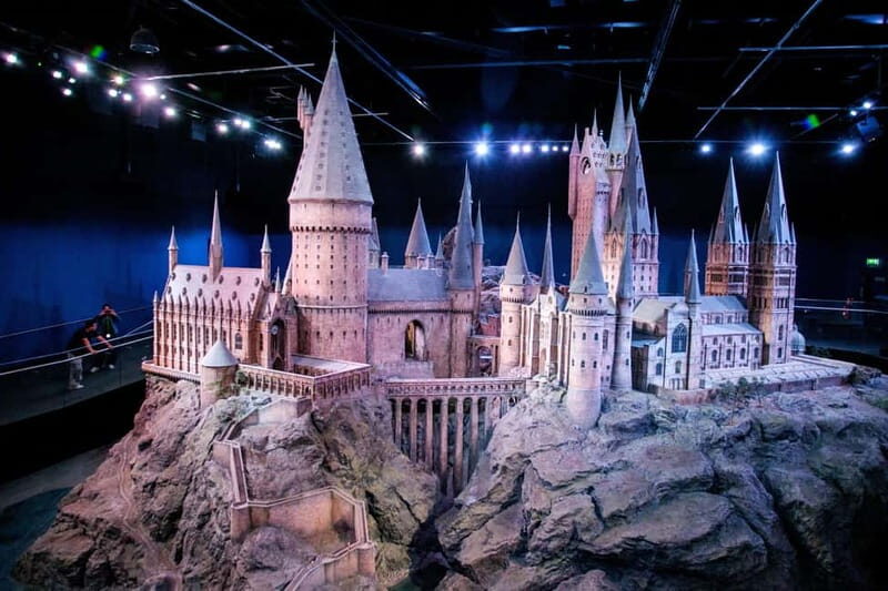 London: Warner Bros. Studio Harry Potter Tour & Branded Bus - Key Points