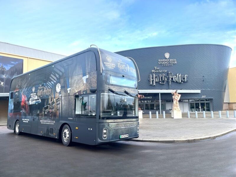london-warner-bros-studio-harry-potter-tour-branded-bus