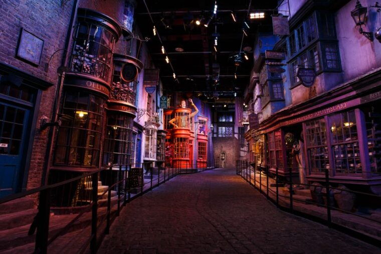 london-warner-bros-studio-tour-with-transfers