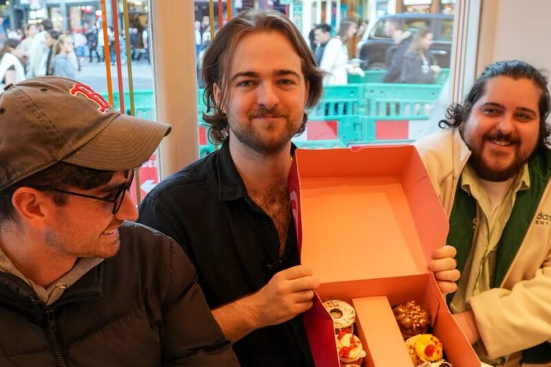 london-west-end-donut-and-sweet-treats-walking-tour