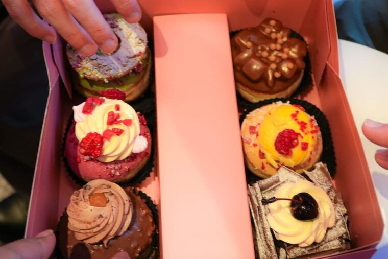 london-west-end-donut-and-sweet-treats-walking-tour