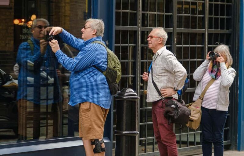 London: West End Photography Walking Tour with Guide - Discovering the Less-Traveled Corners