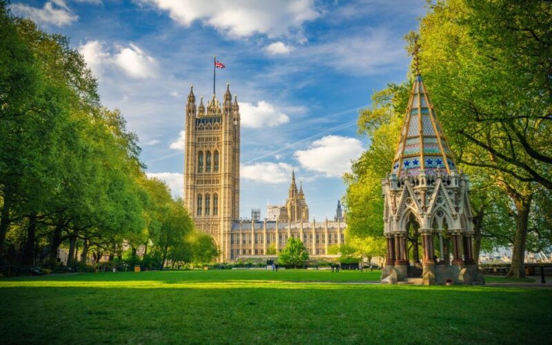 london-westminster-abbey-big-ben-buckingham-guided-tour