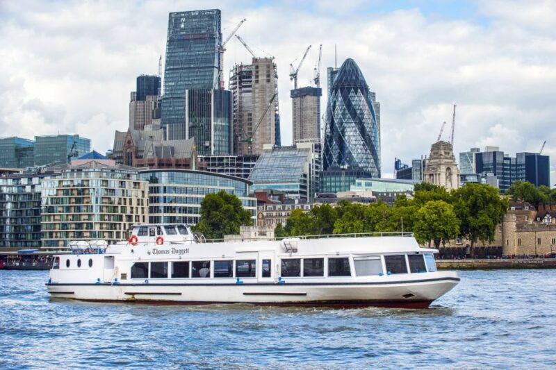 london-westminster-to-tower-bridge-river-thames-cruise