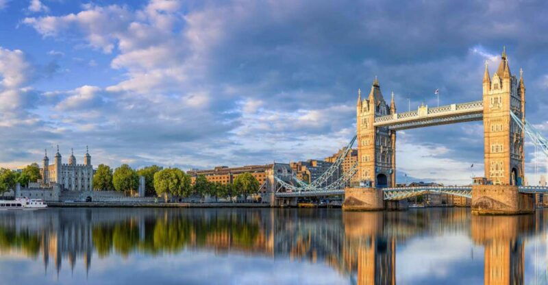 london-westminster-to-tower-bridge-river-thames-cruise