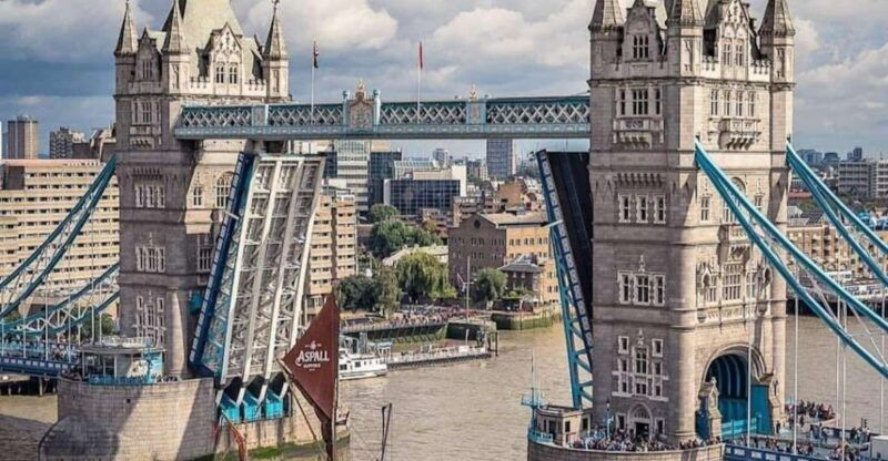 london-westminster-walking-tour-visit-tower-bridge