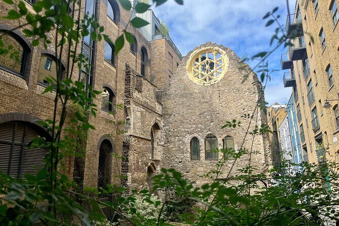 London Witches and History Walking Tour - Key Points