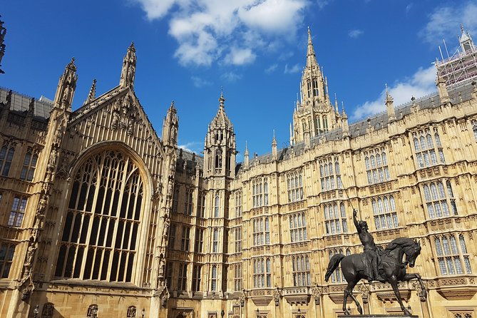 londons-amazing-palaces-parliament-private-tour