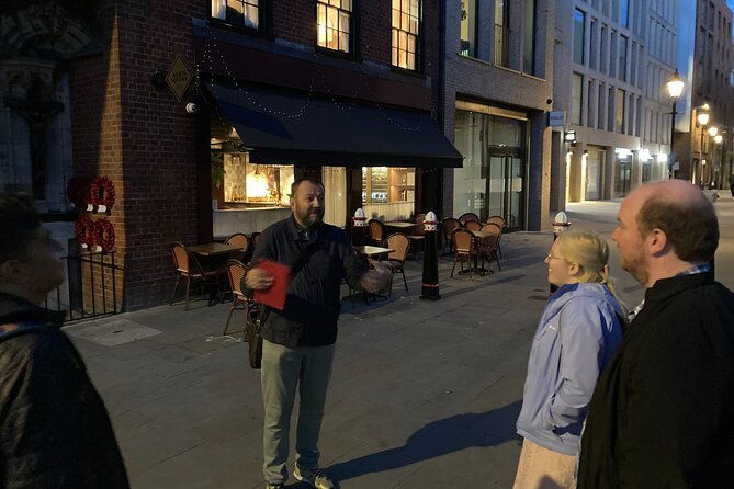 londons-ghosts-gruesome-past-nighttime-walking-tour