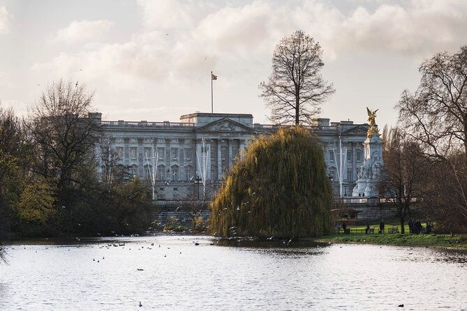 londons-hidden-gems-self-guided-city-tour