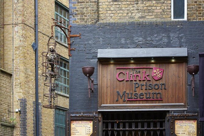 londons-scariest-day-out-walking-tour-clink-prison-jack-the-ripper-museum