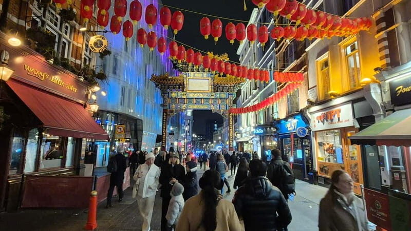 Londons Soho: Hidden Asian Street Food Tasting Experience - Exploring Sohos Asian Food Scene