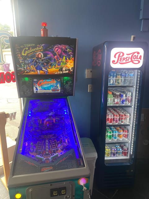 long-beach-pinball-arcade-40-pinball-machines-on-freeplay