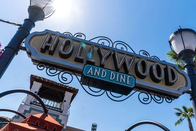 long-beach-private-transfer-to-or-from-universal-studios