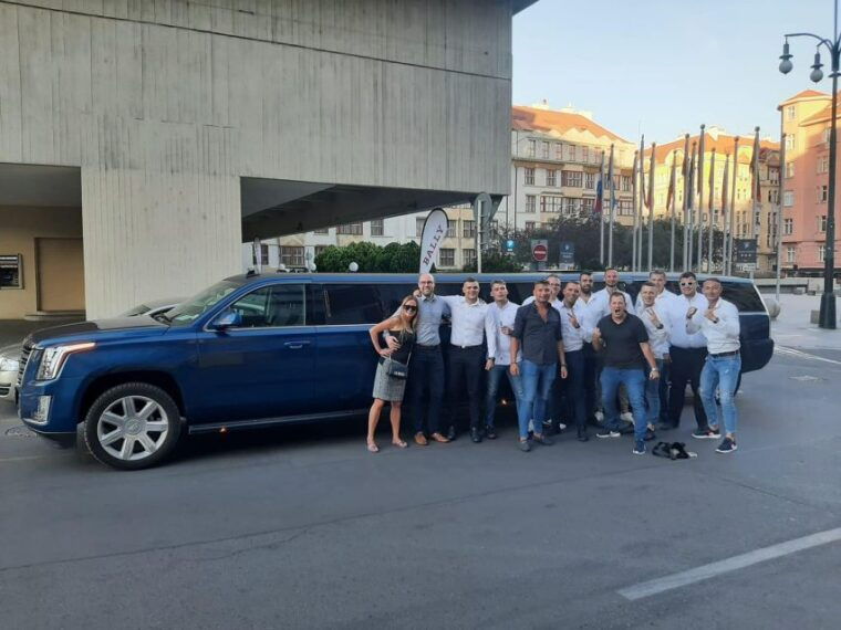 long-hummer-or-cadillac-limousine-party-ride