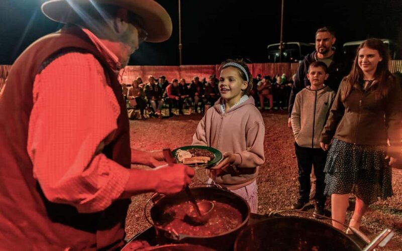 Longreach: Sunset Paddlewheeler Cruise, Show and Dinner - Food Quality and Service