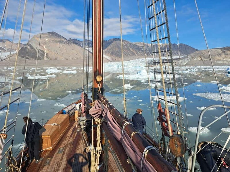 Longyearbyen: 10-Day Spitsbergen Cruise on Havella Boat - Practical Considerations and Value