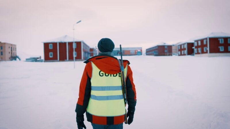 longyearbyen-3-day-snowmobile-tour-to-pyramiden