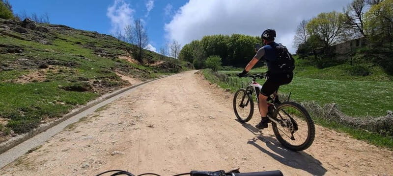 Lorica: e-bike rental - Exploring Calabria’s Sila on Electric Wheels