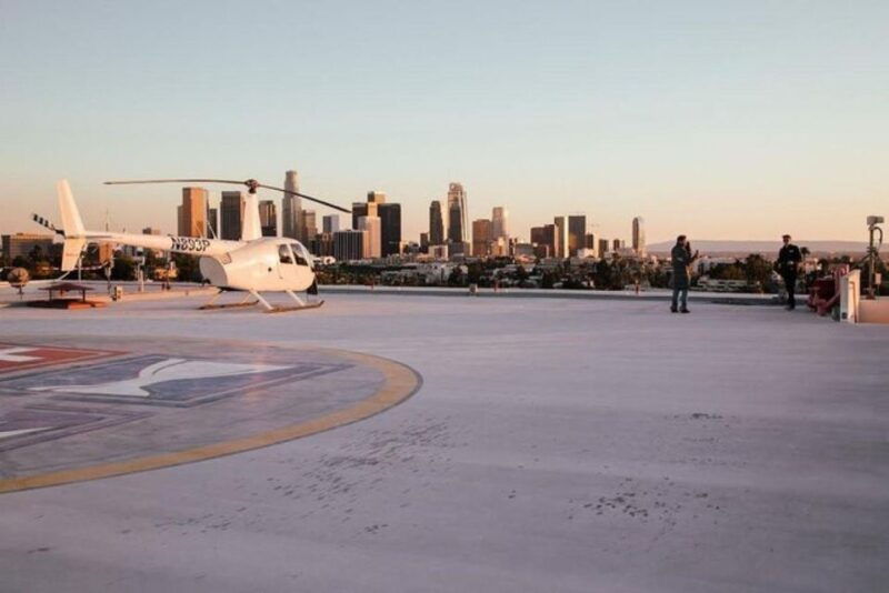 los-angeles-downtown-rooftop-landing-helicopter-tour