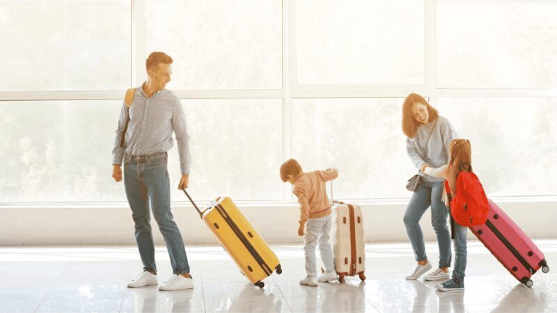 Los Angeles: Luggage Storage closeto Hollywood walk of Fame - Real Traveler Insights
