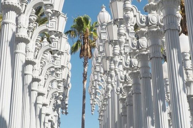 los-angeles-must-see-attractions-private-car-tour-with-a-guide