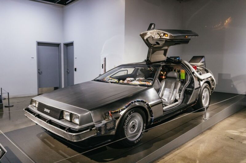 los-angeles-petersen-automotive-museum-admission-ticket