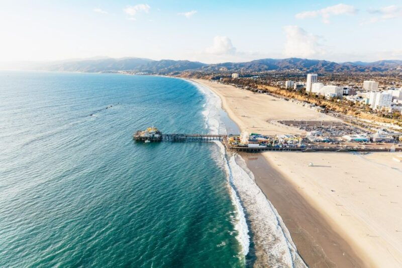 los-angeles-private-1-hour-sightseeing-helicopter-tour