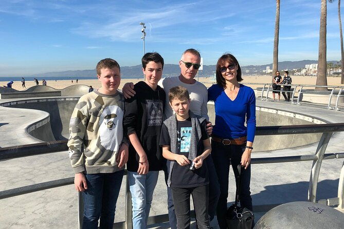 los-angeles-private-custom-tour-with-a-guide-car-option