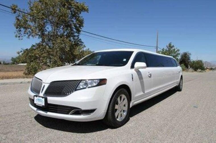 los-angeles-private-sightseeing-tour-in-a-limousine-4hrs