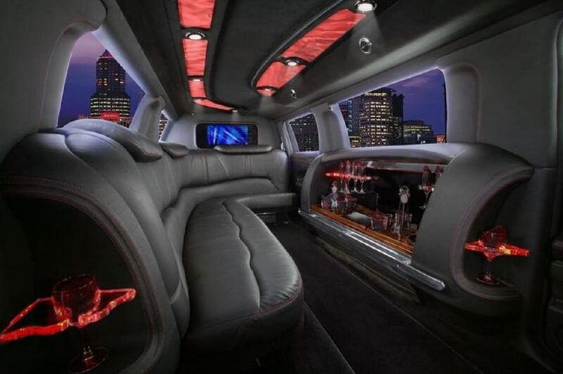 los-angeles-private-sightseeing-tour-in-a-limousine-5hrs