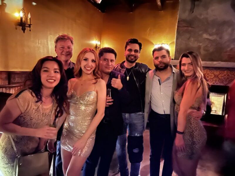 los-angeles-speakeasy-bar-hopping-tour-with-drink