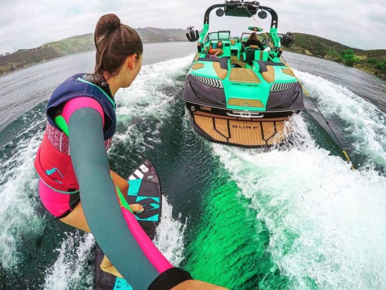 los-angeles-wakeboarding-wakesurfing-and-tubing