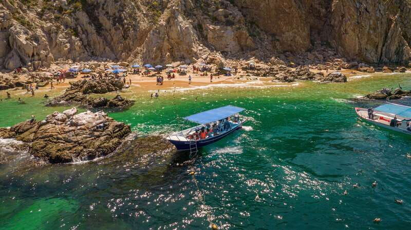 los-cabos-archs-tour-with-breaking-natural-views